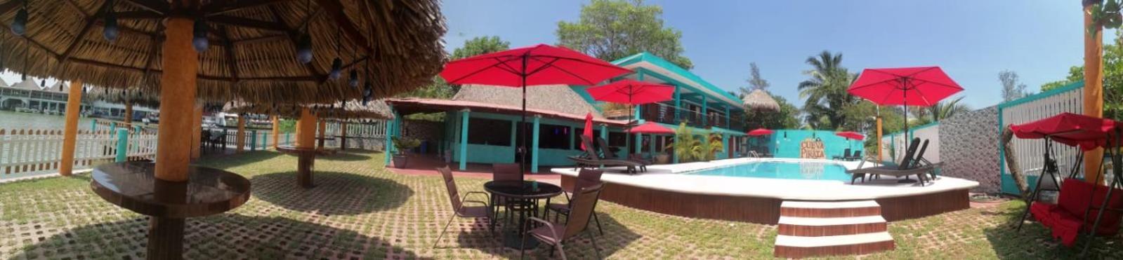Hotel La Cueva Del Pirata Casitas Ngoại thất bức ảnh