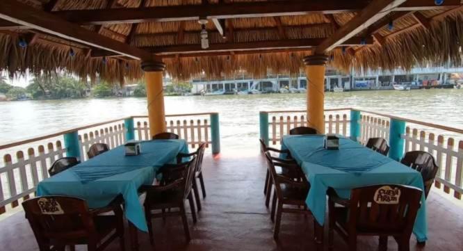 Hotel La Cueva Del Pirata Casitas Ngoại thất bức ảnh